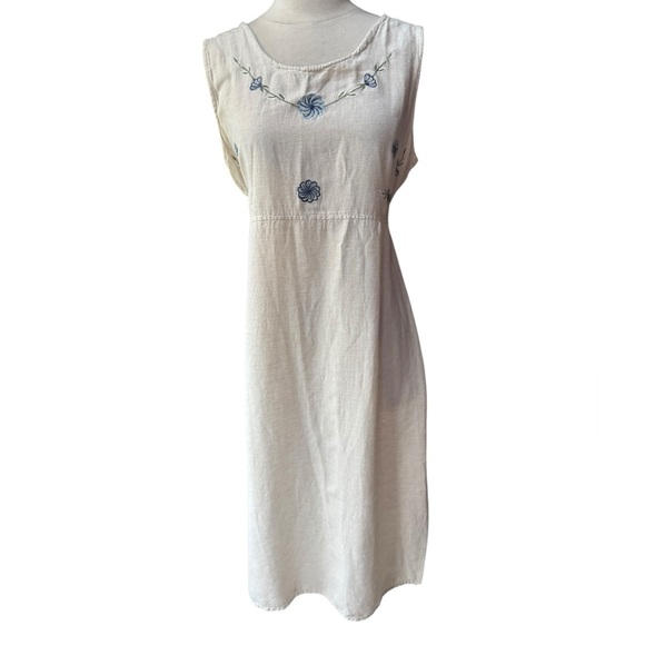 Vintage Dresses & Skirts - 1990s M.P.H. Light Tan, Floral Embroidered, Flex/Rayon Sundress‎